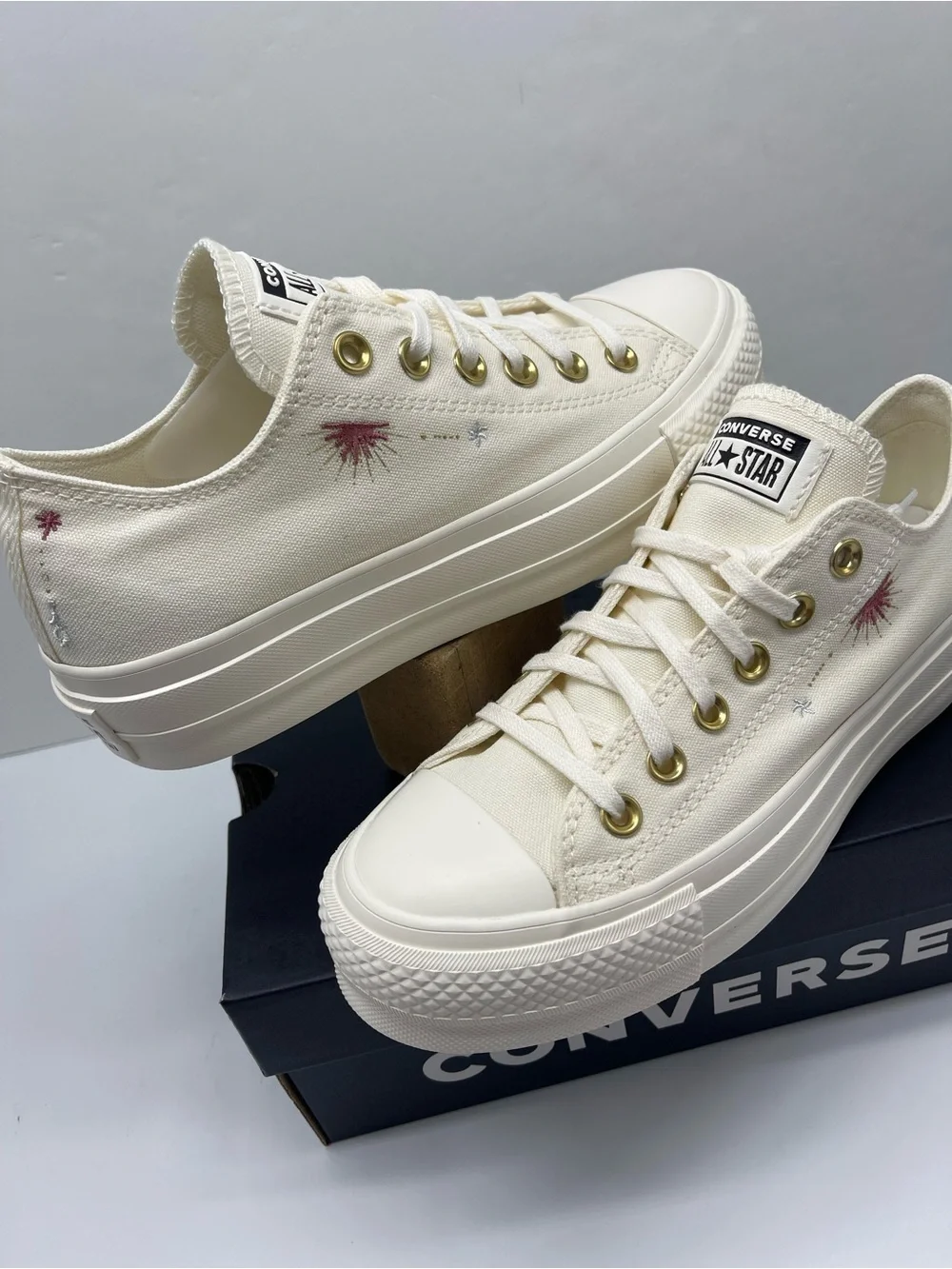 Converse A18804F CTAS LIFT OX EGRET/EGRET/EGRET Platform Sneakers